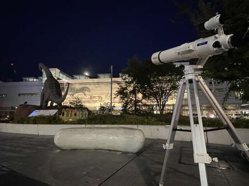 福井駅西口恐竜広場観望会「スーパームーンと土星を見よう」 メイン画像