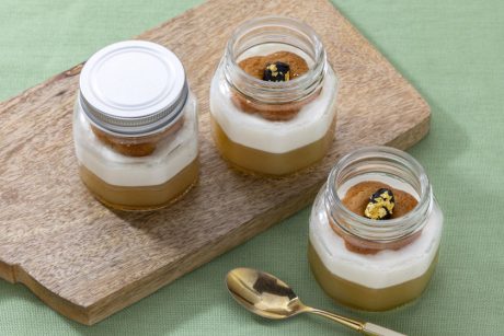 そばの香りを閉じ込めたひと瓶で、季節を感じる。「かゞみや」の『そばの香ジュレ』。【福井メイドの手土産】