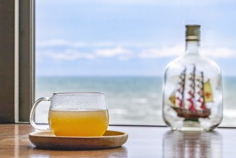 甘酸っぱい果汁と果肉が溶け合うホットアップル。アメリカン(坂井市)の「アップルサイダー」【あの店の、あの一杯】