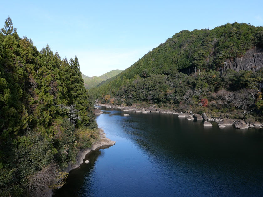 【和歌山】全国唯一「飛び地の村」は、Xのフォロワー数が人口より多い件《街角リレーエッセイ 第9レーン》