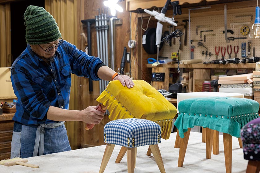 毎日腰かけて、ホッとできる居場所を。職人が仕立てる唯一無二の椅子が見つかる永平寺町「Terrace_co-vo（てらすこーぼ）」